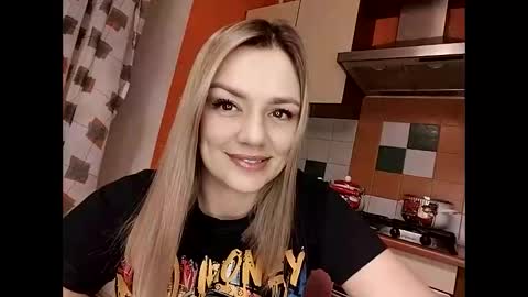 Snapshot of krisssexi chatting on February 7, 10:52 pm KrissSexi online show from February 7, 10:52 pm