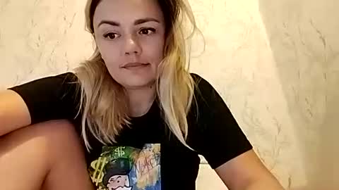 Snapshot of krisssexi chatting on September 29, 10:03 am KrissSexi online show from September 29, 10:03 am