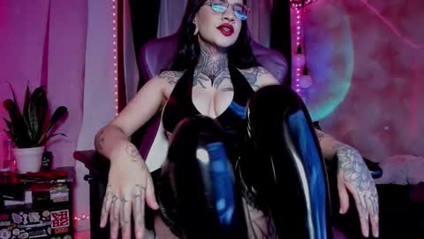 Kristall online show from February 20, 11:51 pm