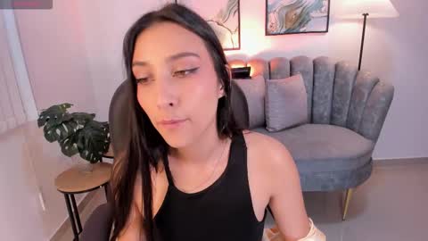 Kristine 33 online show from January 16, 9:46 pm