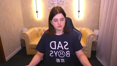 kristifoxy online show from July 24, 12:46 pm