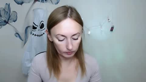 Kristi online show from October 20, 6:29 am