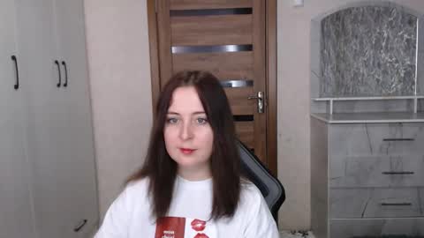 Kristy online show from November 21, 7:28 am