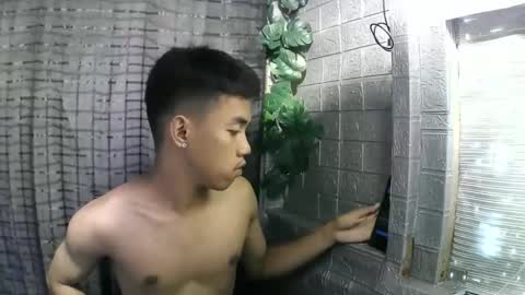 kritthanarkorn online show from November 2, 6:35 am