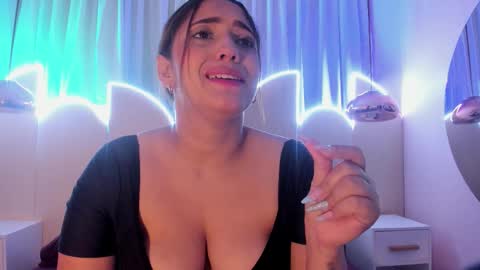 krystalswift_ online show from March 6, 3:27 am