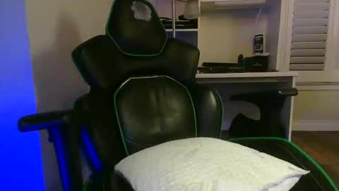 Kevin online show from September 14, 8:16 am