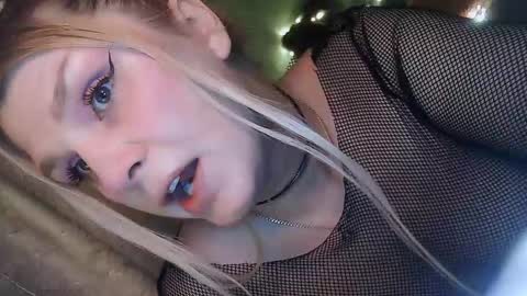 Annika  MTF ts post -op online show from February 9, 2:18 pm