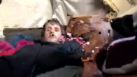kumnnkevsuks4 online show from May 1, 1:05 pm