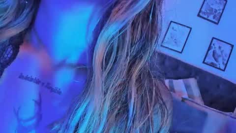 kur_purp online show from November 30, 9:00 pm