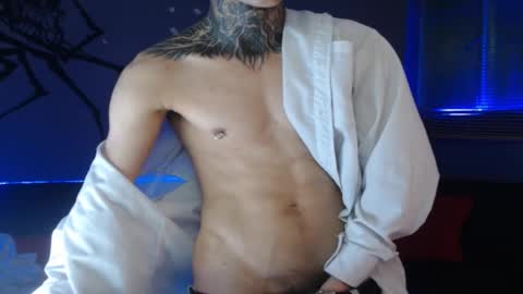 kuregari_xs online show from November 13, 6:38 am