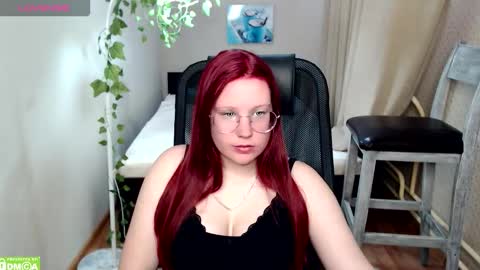 kuri_u online show from February 13, 11:02 am