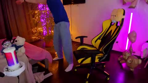 kurt_hanssen online show from February 14, 5:03 pm