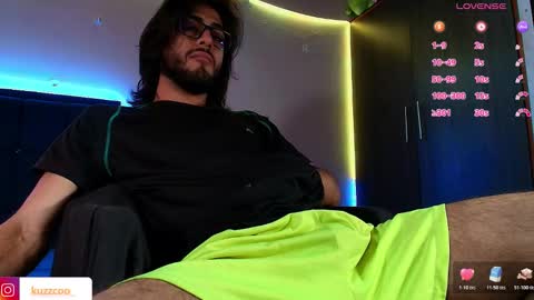 kuzzcoo online show from February 26, 12:41 pm