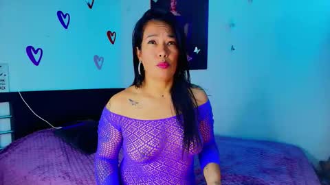 Kylee online show from May 29, 7:06 am