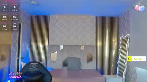 kyler_tay online show from July 7, 11:47 am