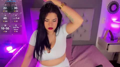 Kylie  online show from January 30, 8:43 am