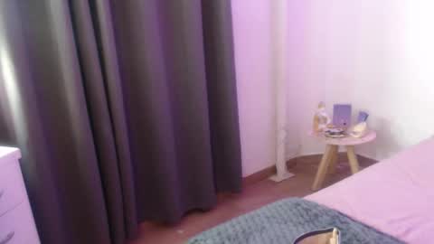 Sara online show from November 25, 1:15 am