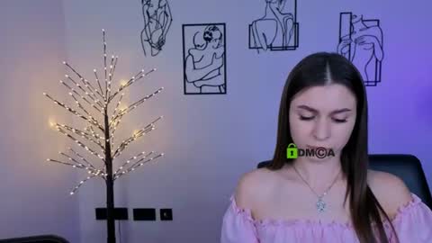 Kylie loves u online show from August 1, 9:33 am