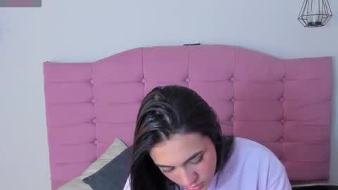 kylie_ls online show from October 21, 1:54 am