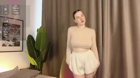 Snapshot of kylie_moss chatting on February 14, 5:19 am Anna online show from February 14, 5:19 am