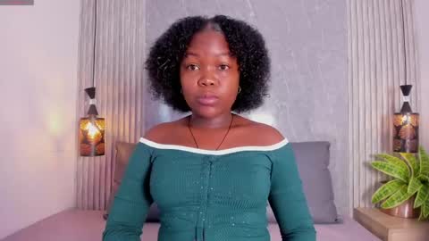 kyliee_vega online show from June 3, 12:52 pm