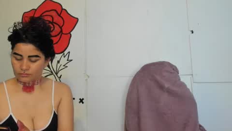 Snapshot of kymberlyhott chatting on October 7, 9:11 pm call me kim online show from October 7, 9:11 pm
