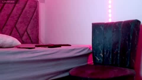 kyroestrada online show from April 1, 2:23 am