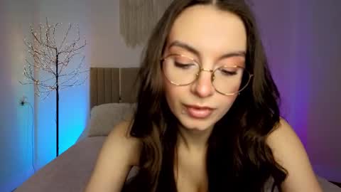 Margo  online show from February 19, 2:49 pm