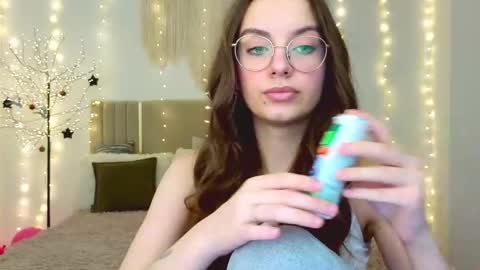 Margo  online show from February 3, 2:43 pm