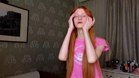 Sophie online show from November 9, 6:10 pm