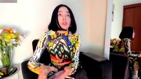 lace_victoria online show from April 19, 1:50 am