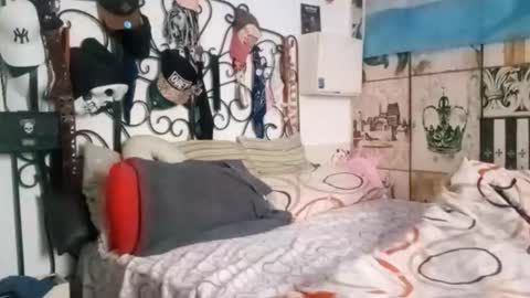 lachicadeldiablo online show from January 15, 10:13 am