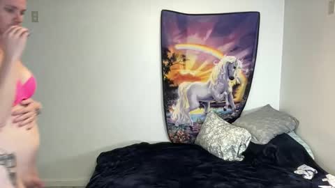 Lacy8Vankort online show from October 21, 7:50 pm