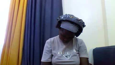 vida online show from April 21, 5:58 am