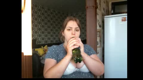 lady cute cat29 online show from December 22, 3:13 am