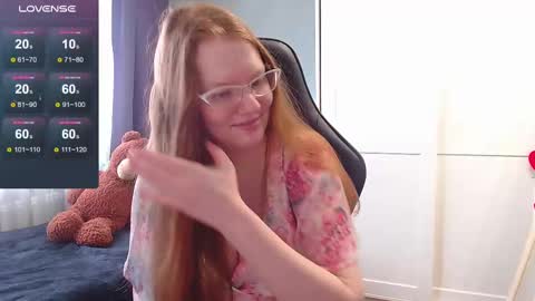 Snapshot of lady_inari chatting on March 10, 12:28 pm Angelika online show from March 10, 12:28 pm