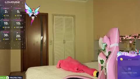 Olivia online show from July 22, 1:41 am