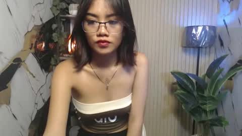 lady_mari69 online show from November 7, 8:44 pm