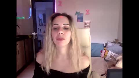 lady_smile69 online show from November 9, 10:08 am