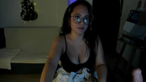 Sophie   online show from November 16, 4:09 pm