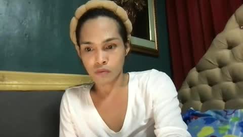 M MMY online show from June 4, 4:02 pm