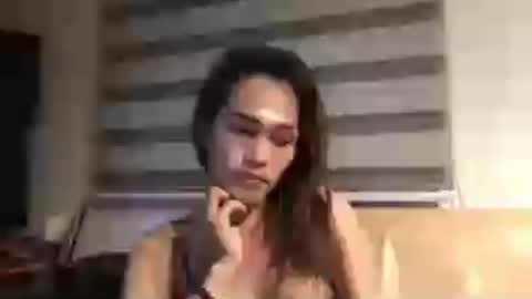 M MMY online show from July 25, 7:34 pm