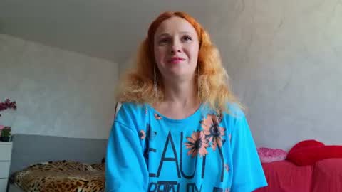 Sima Ladybigsmile online show from June 8, 6:47 am