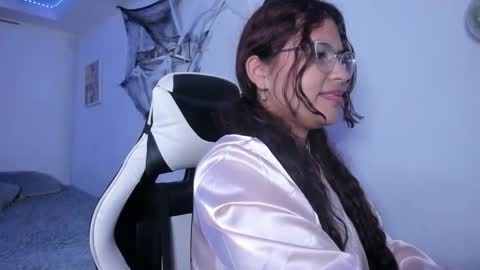  Lady  online show from October 10, 4:51 am