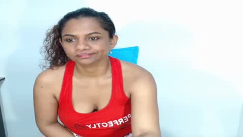 lady online show from February 6, 6:28 am