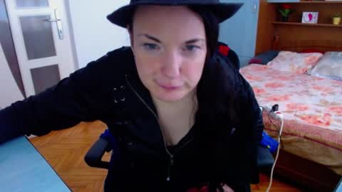 LadyLHoty online show from July 13, 3:04 pm
