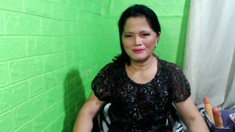 Snapshot of ladymama790730 chatting on January 18, 1:08 pm ladymama790730 online show from January 18, 1:08 pm