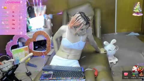 Skinnygirl online show from September 27, 2:09 am