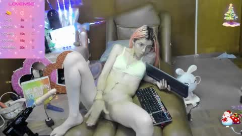 Skinnygirl online show from October 1, 2:10 am