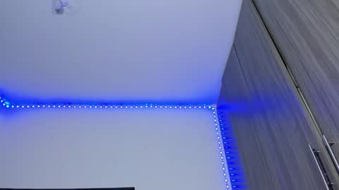 LagoSantos online show from February 4, 8:28 pm